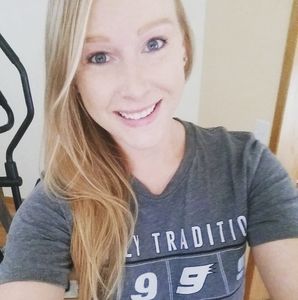 Meet your Posher, Suzanne